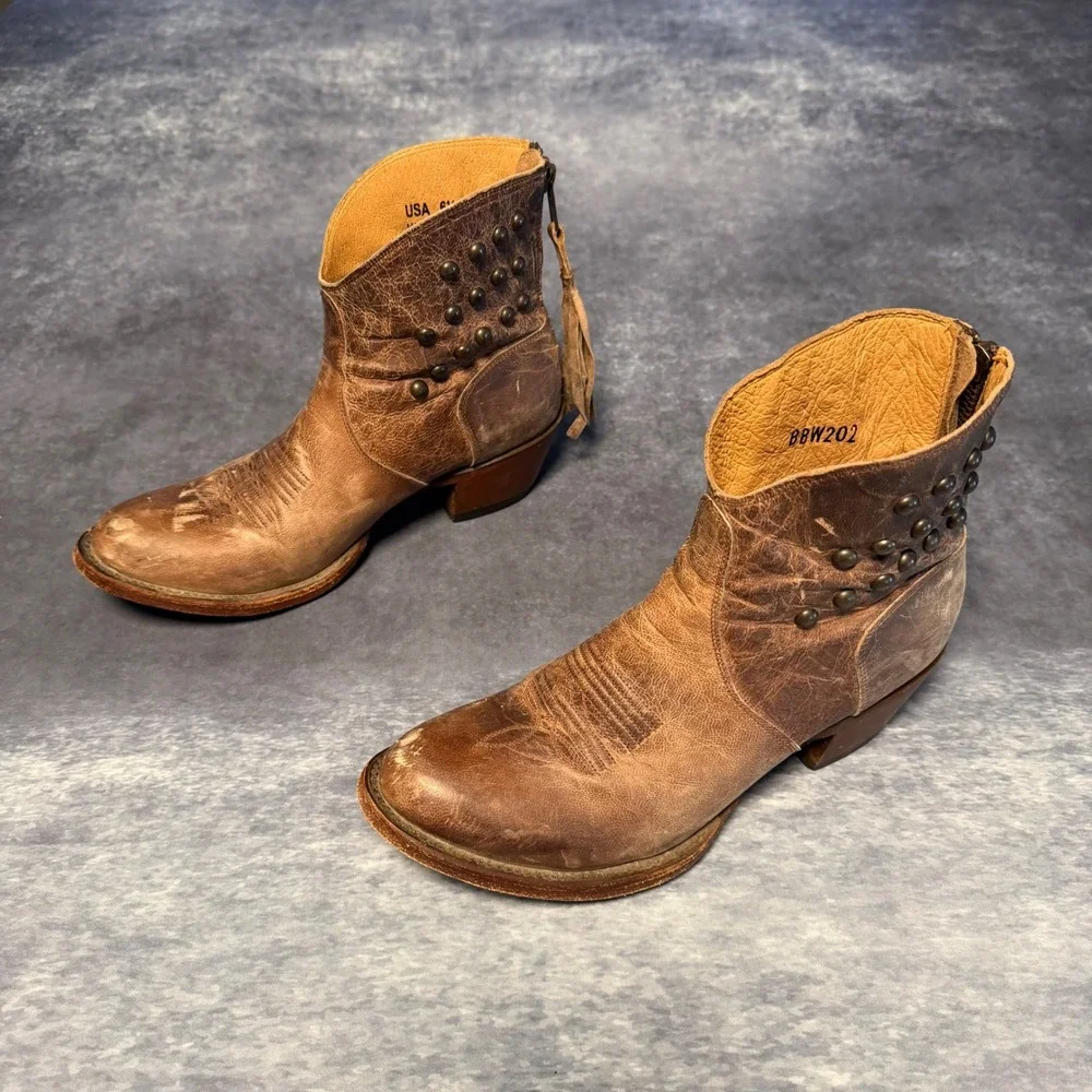 Shyanne Brown Leather Studded Tassel Ankle Western Boots 6.5 B BBW202‎